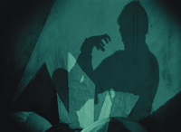Bild 1: "Das Cabinet des Dr. Caligari", © Friedrich-Wilhelm-Murnau-Stiftung, Wiesbaden (Murnau-Stiftung), digitale Bildrestaurierung: L`Immagine Ritrovata – Film Conservation & Restoration, Bologna

