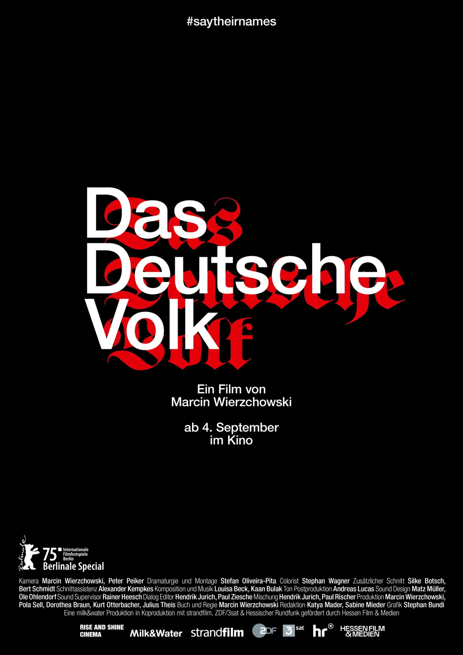 Plakat zum Dokumentarfilm DAS DEUTSCHE VOLK: Auf schwarem Hintergrund ist der Filmtitel zweimal zu lesen: In weißen Buchstaben und darunter nochmals in roter Frakturschrift.