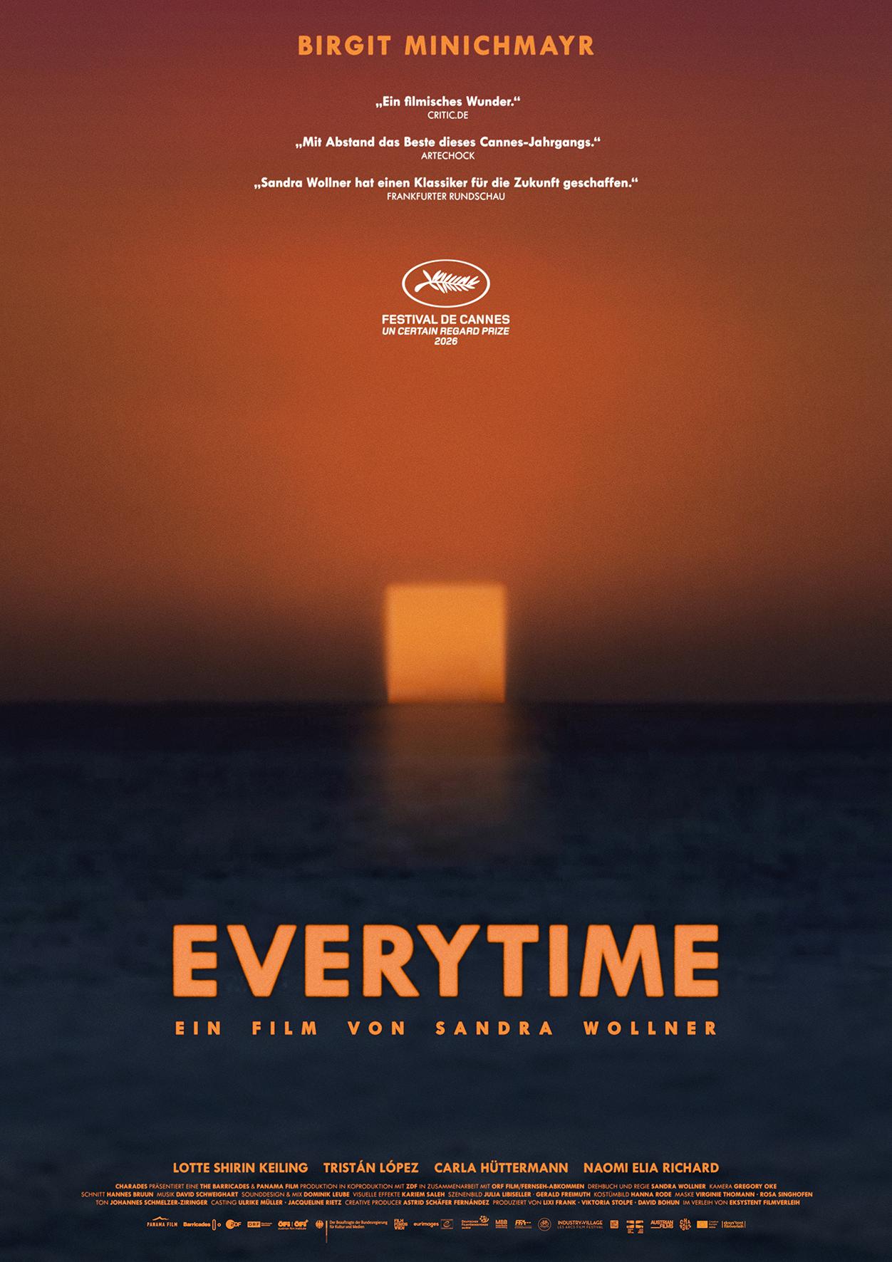 Plakat zum Drama EVERYTIME: Das Plakat ist in dunklen Braun- und Orangetönen gehalten, wobei der obere Bildteil heller ist. In der Bildmitte befindet sich ein unscharfes Quadrat in Orange. Darunter steht ebenfalls in Orange der Filmtitel.