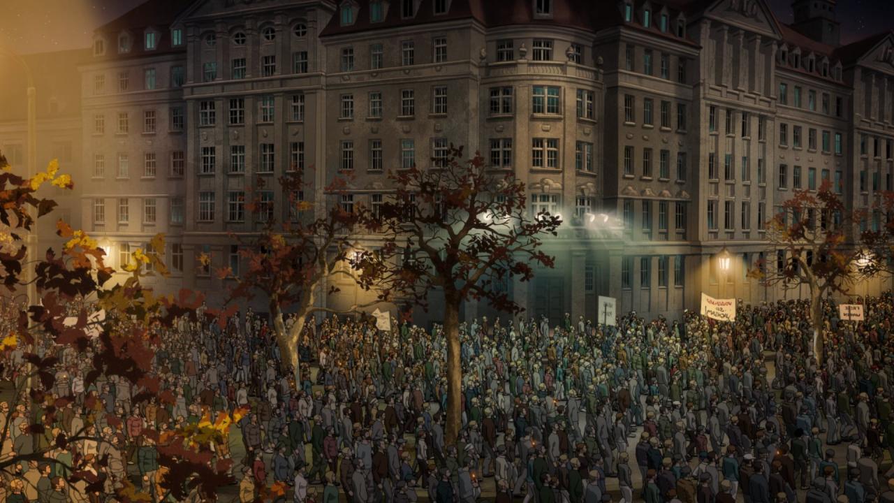 Szenenbild aus dem Zeichentrickfilm: Eine Menschenmasse zieht am 9. Oktober 1989 demonstrierend an der Leipziger Zentrale der Staatssicherheit vorbei.