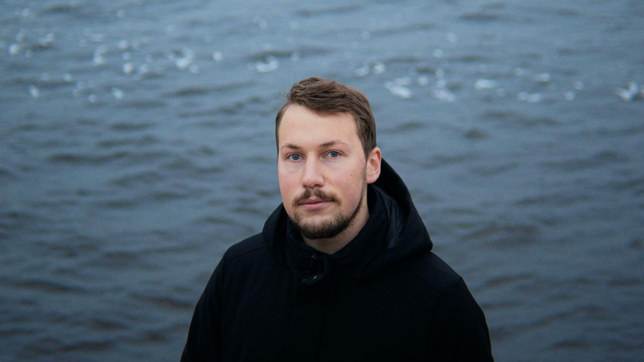 Porträt von Gints Zilbalodis, Regisseur des Animationsfilms FLOW