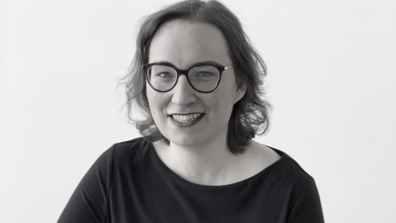 Porträt von Charlotte Lerg, Professorin an der Ludwig-Maximilians-Universität München